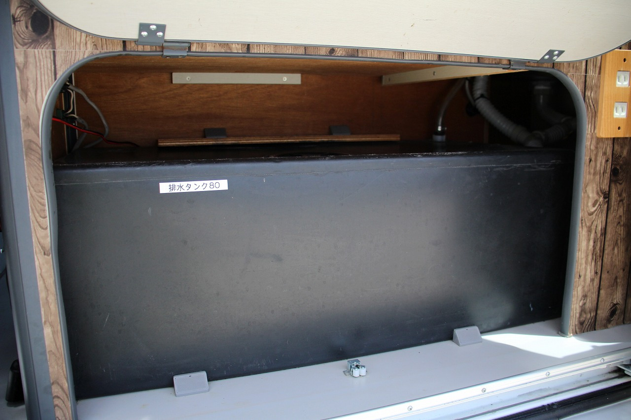 スバルサンバー