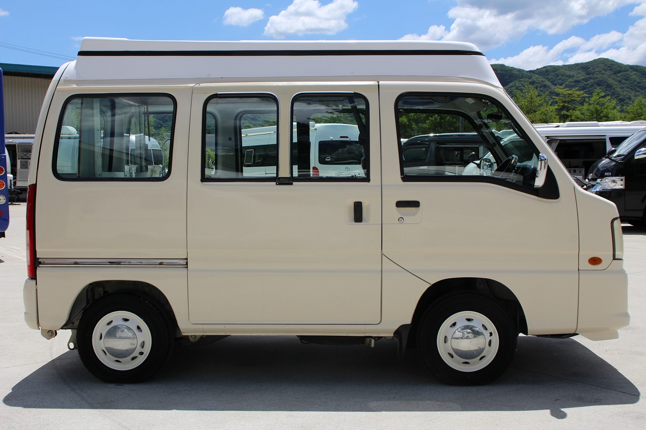 スバルサンバー