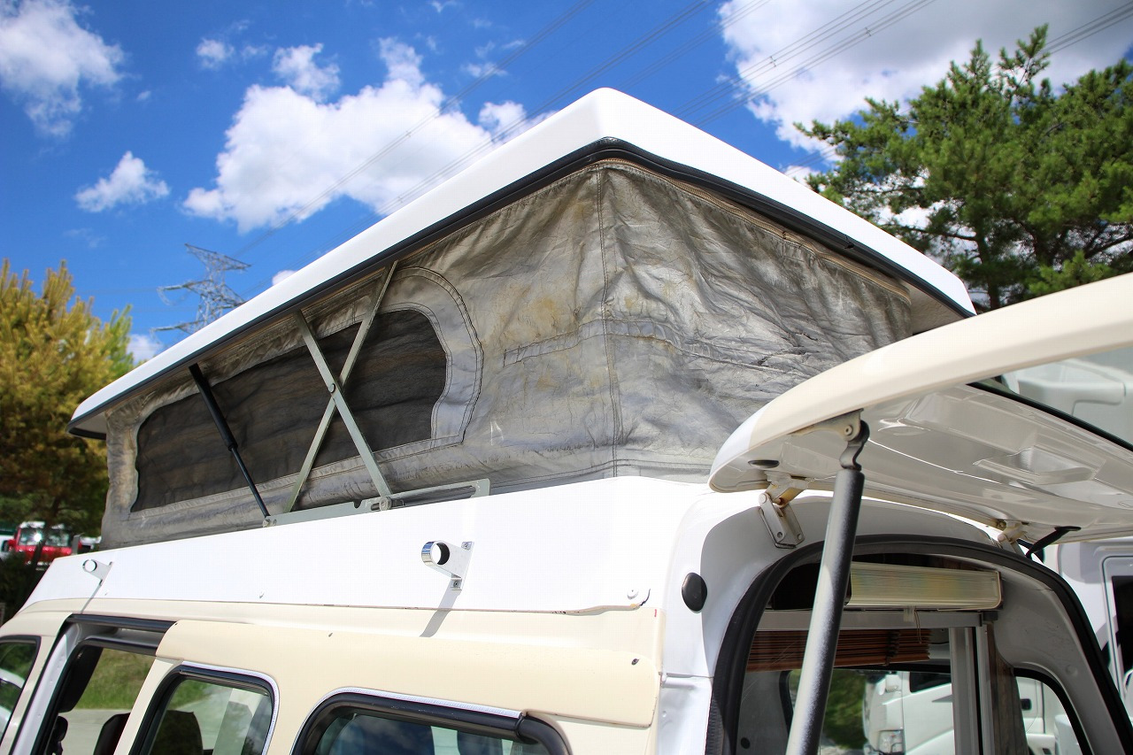 スバルサンバー