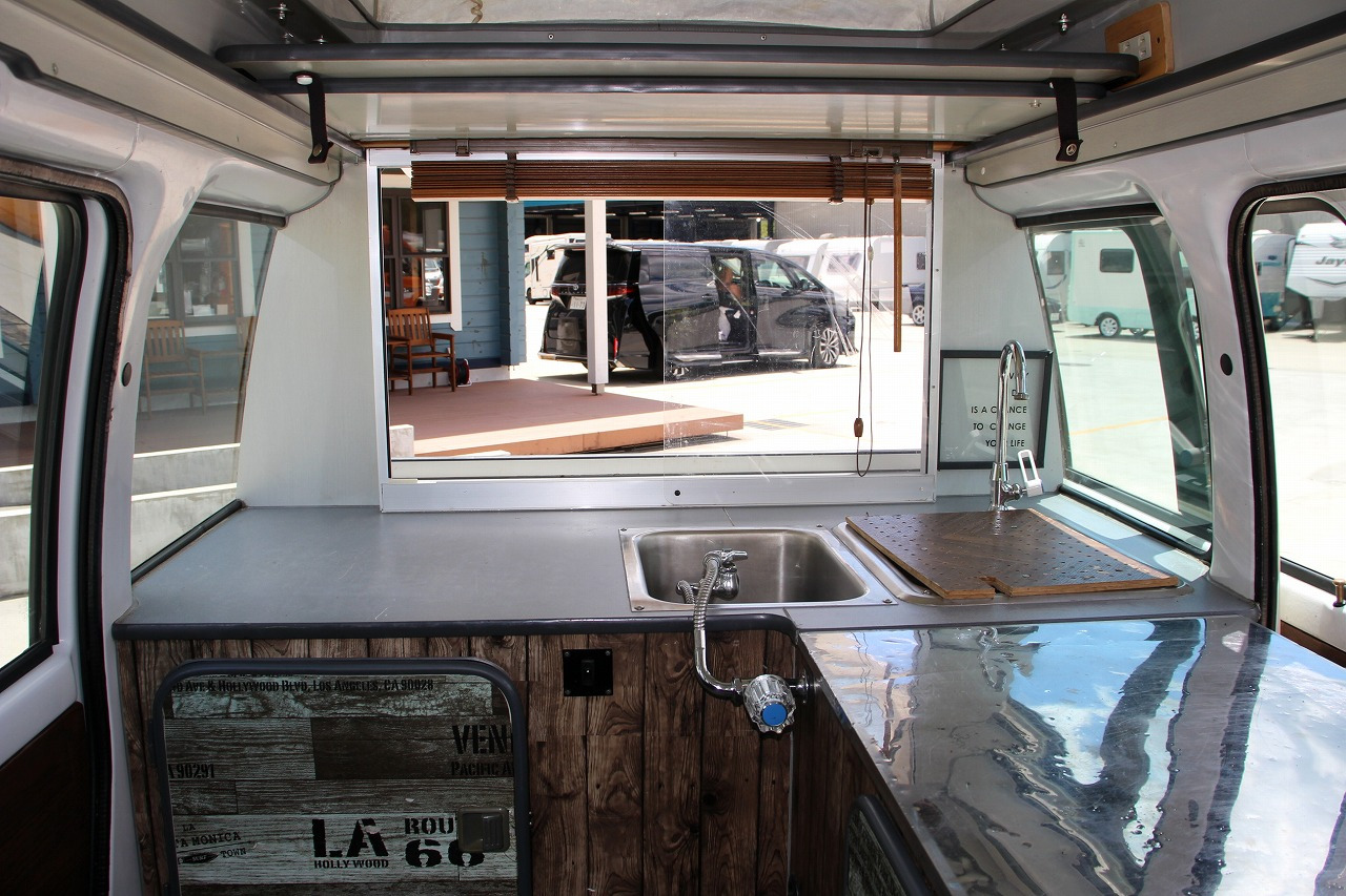 スバルサンバー