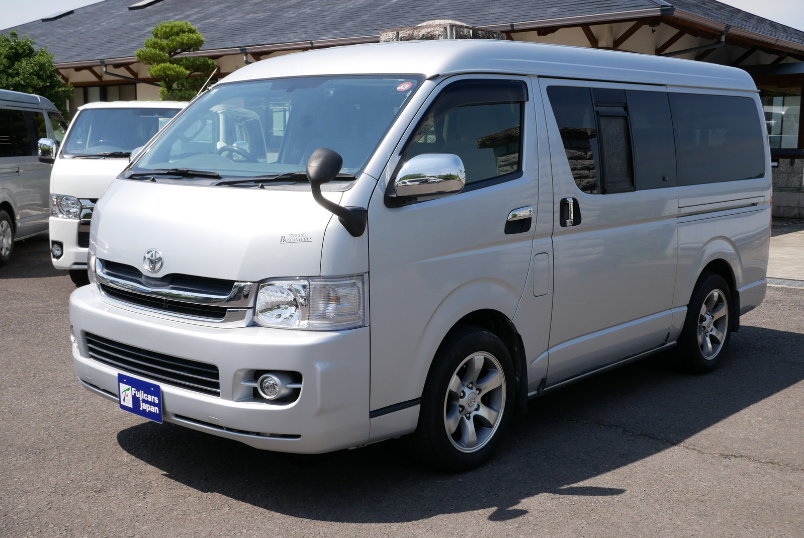 キャンピングカーバンコン