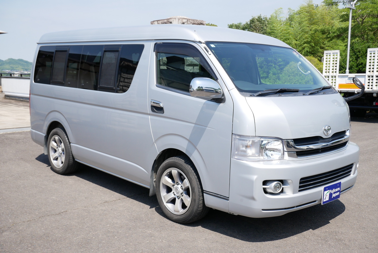 キャンピングカーバンコン