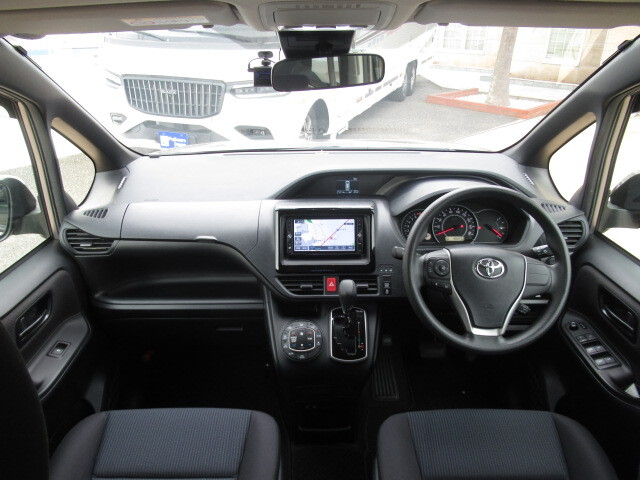 トヨタヴォクシー