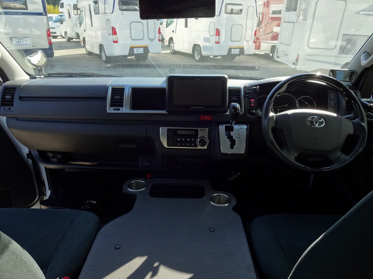 キャンピングカーバンコン