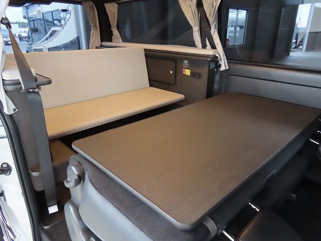 キャンピングカーバンコン