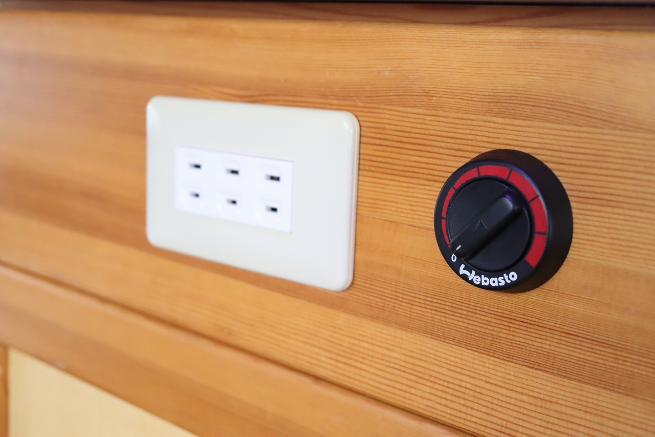 キャンピングカーキャブコン