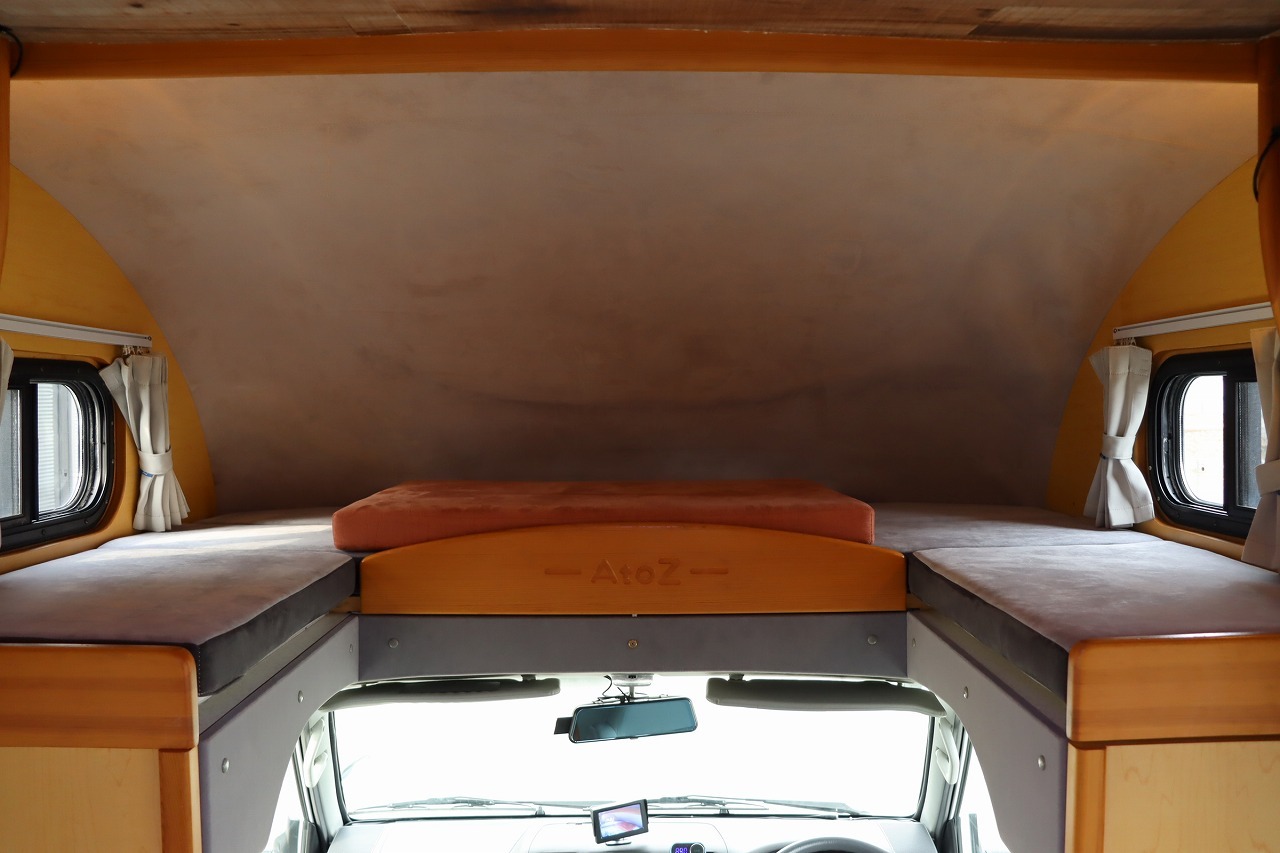 キャンピングカーキャブコン