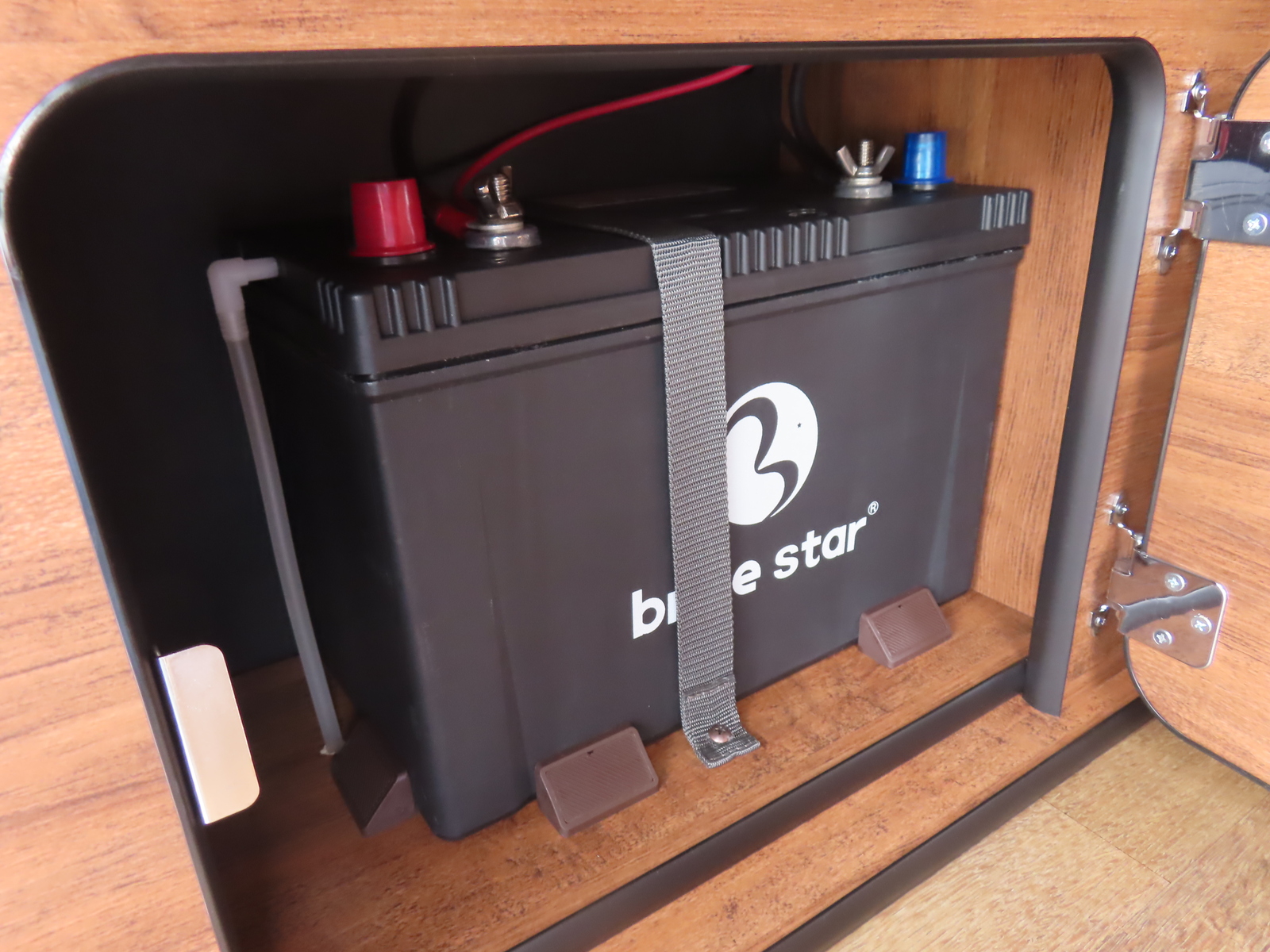 キャンピングカーバンコン