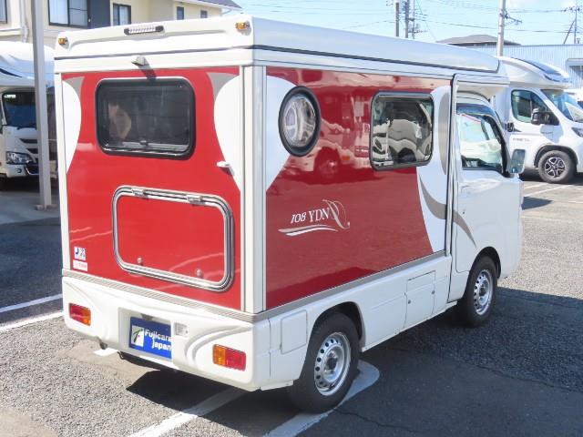 キャンピングカー軽キャンパー