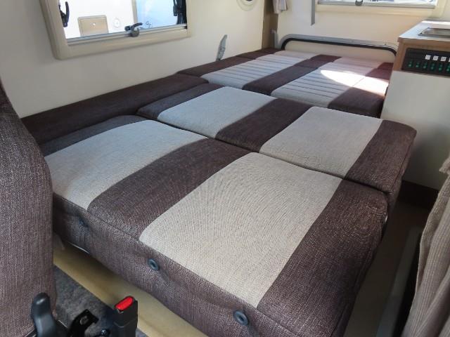 キャンピングカー軽キャンパー