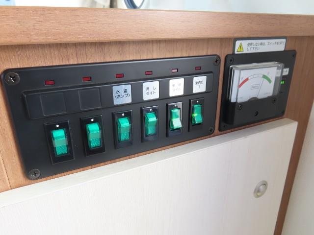 キャンピングカー軽キャンパー