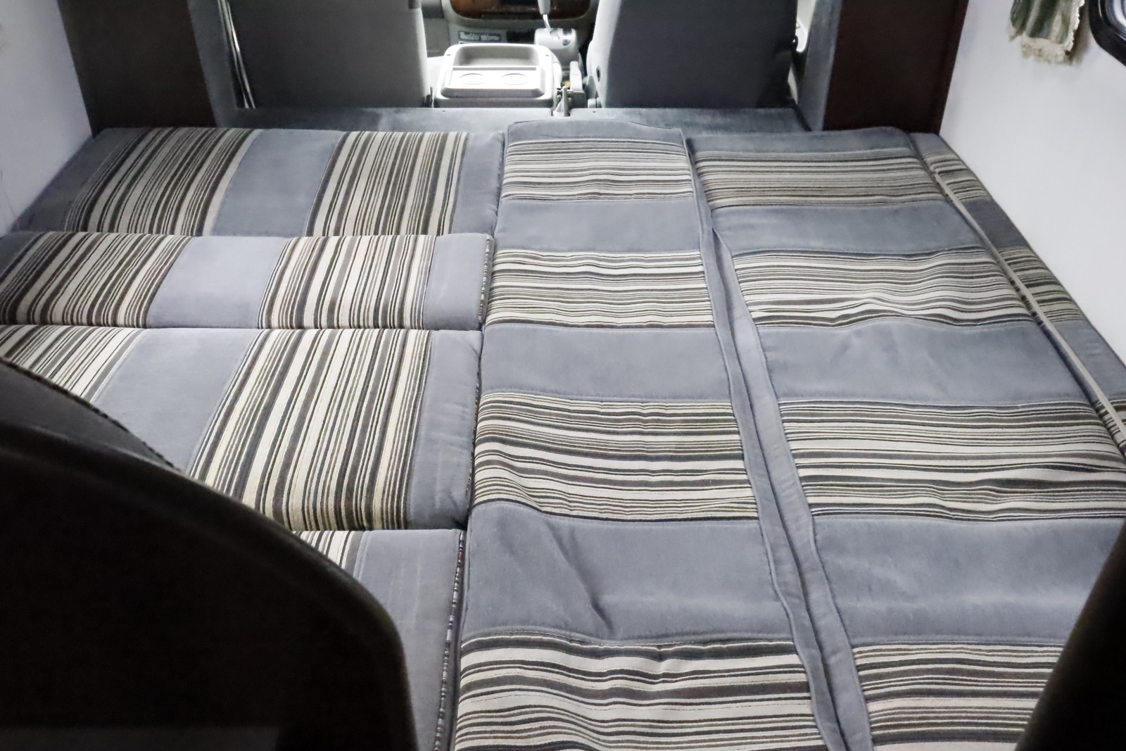 キャンピングカーキャブコン