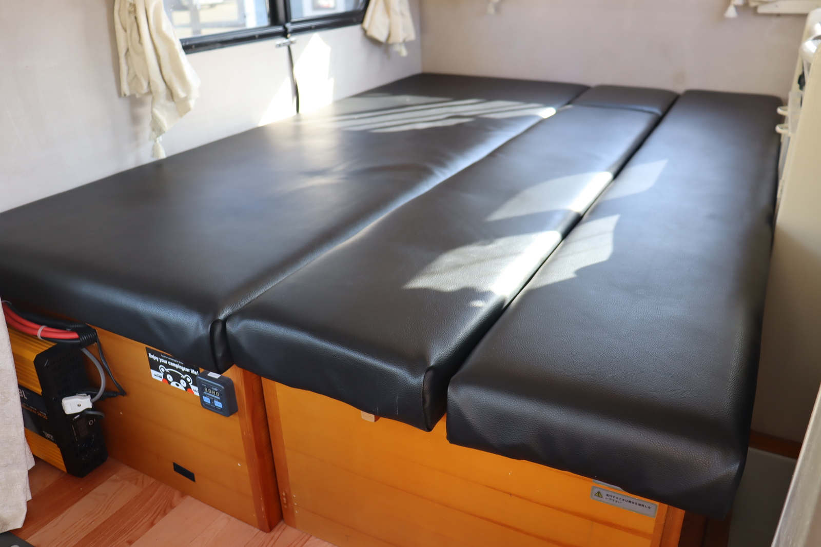 キャンピングカー軽キャンパー