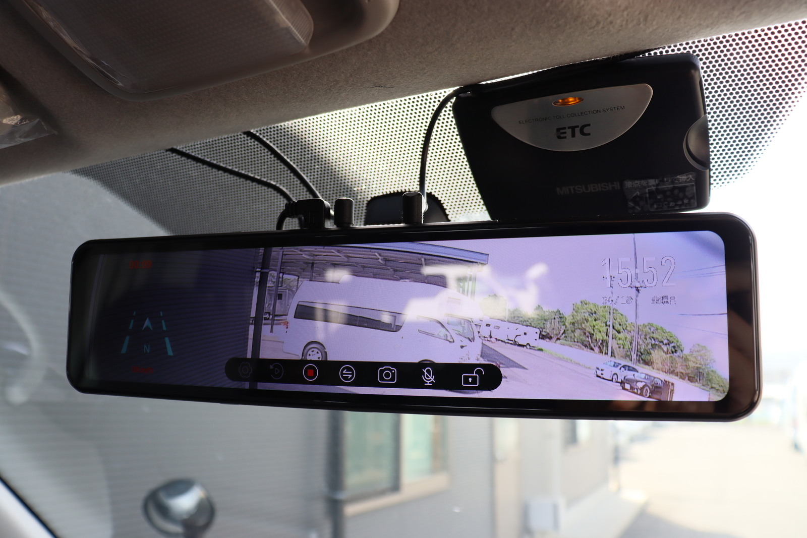 キャンピングカーバンコン