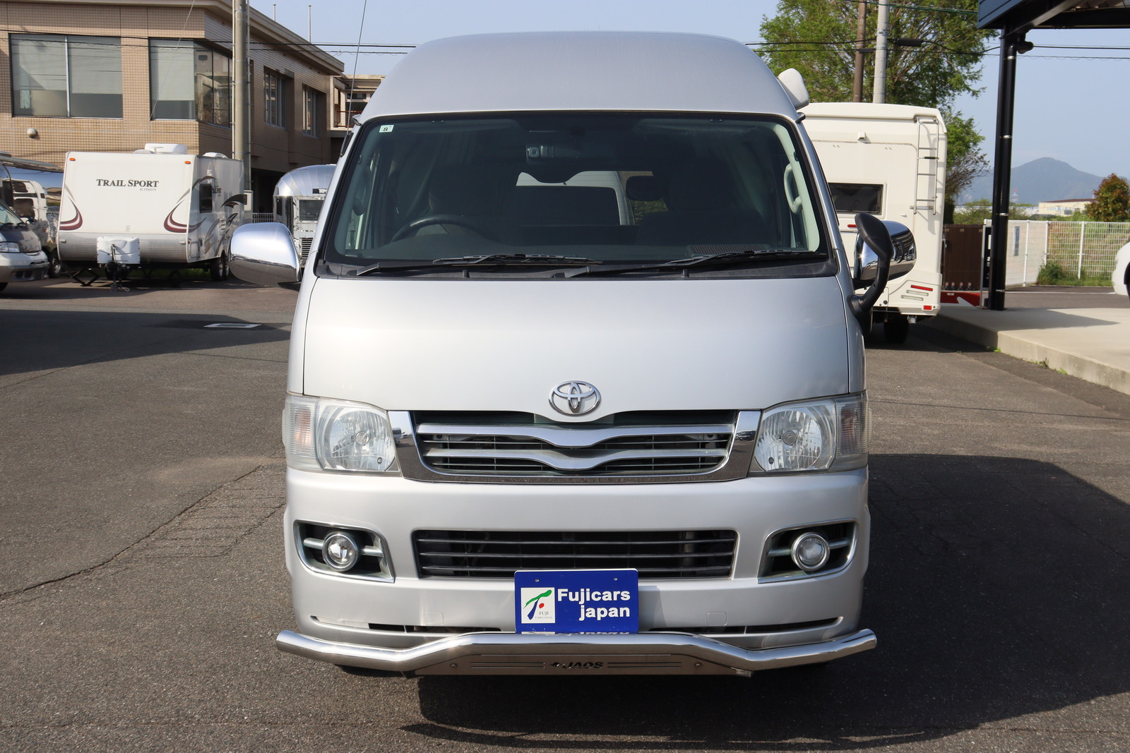 キャンピングカーバンコン