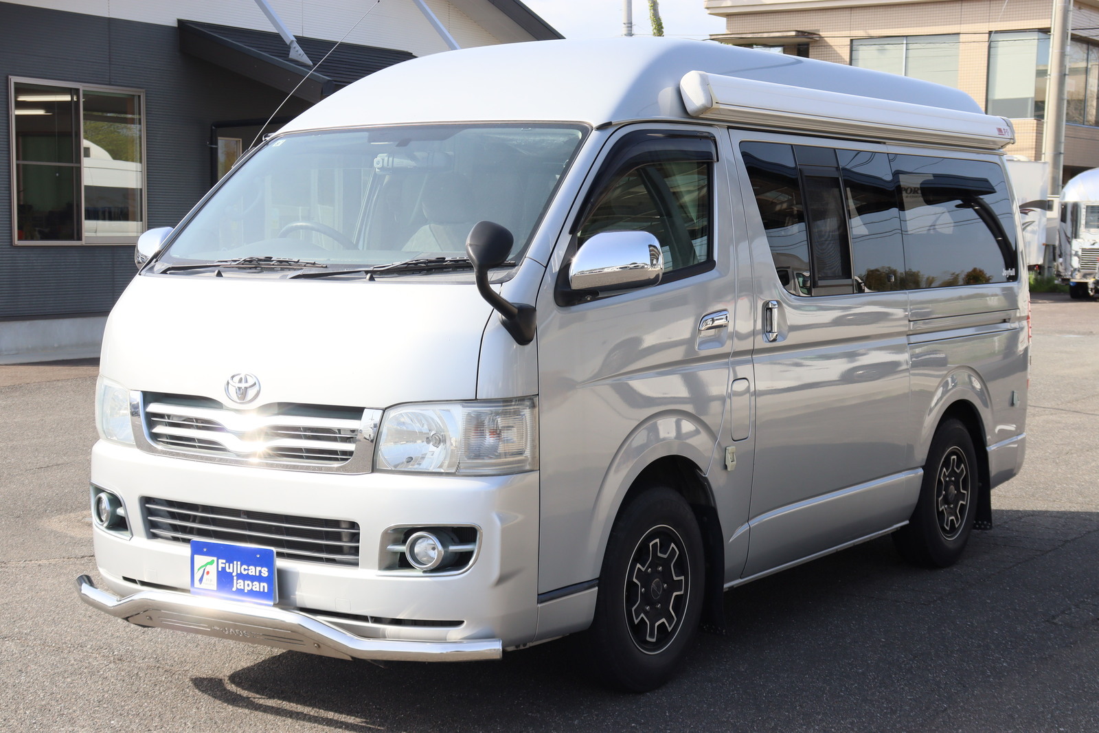 キャンピングカーバンコン