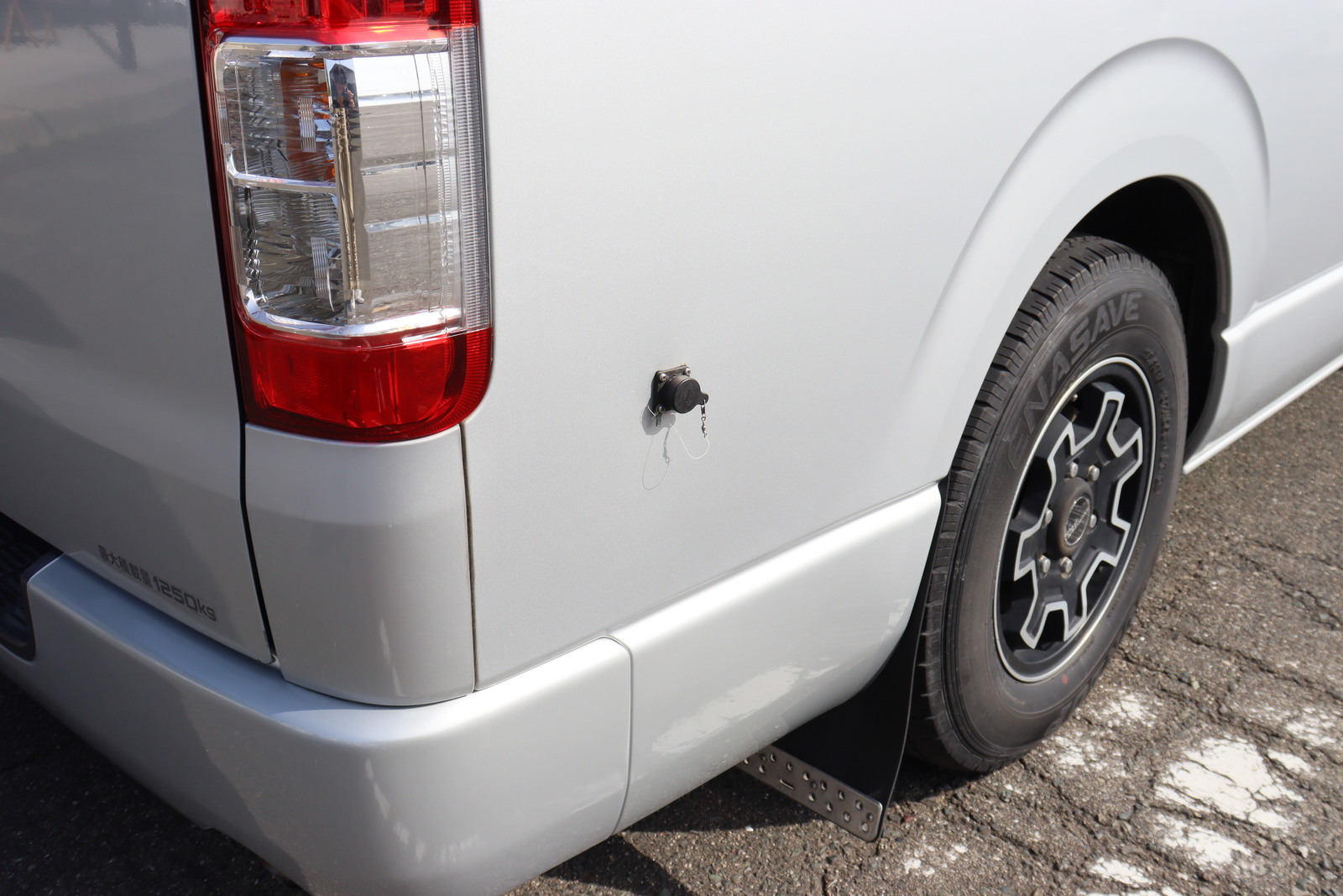 キャンピングカーバンコン