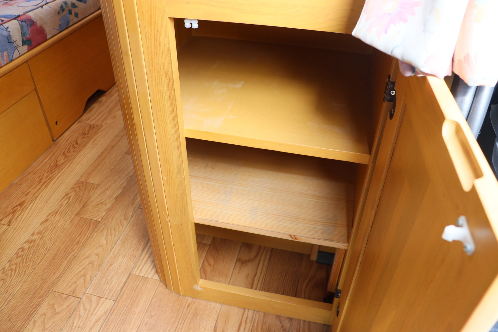 キャンピングカーバンコン