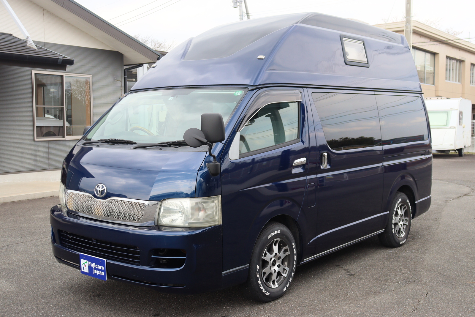 キャンピングカーバンコン