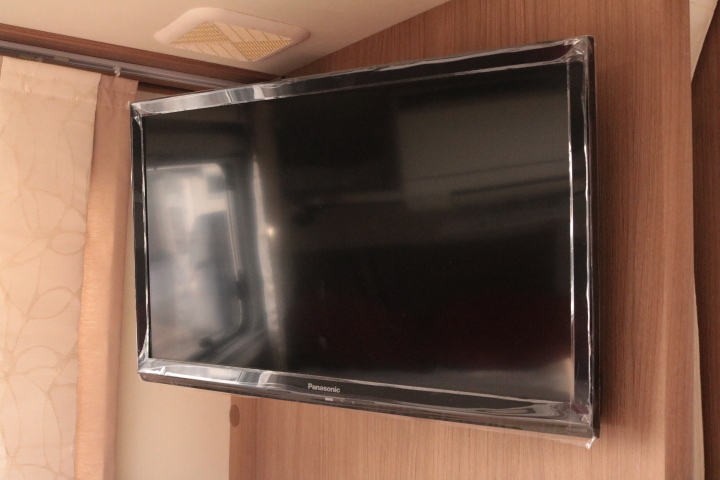 キャンピングカーバスコン