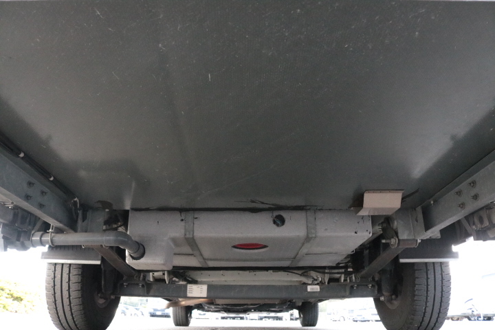 キャンピングカーバスコン