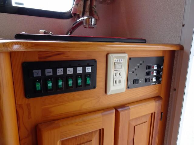 キャンピングカーキャブコン