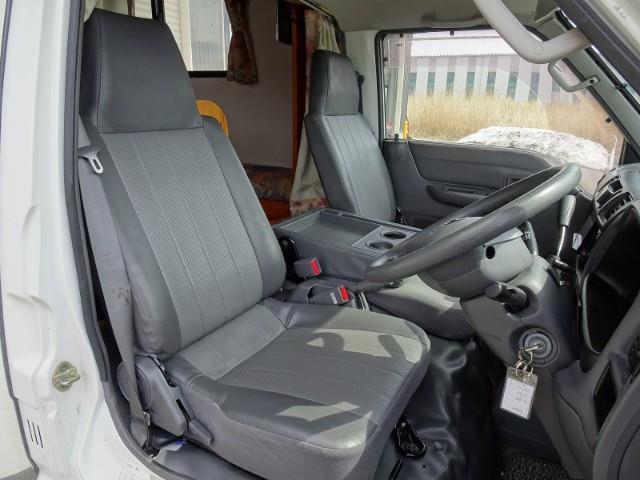 キャンピングカーキャブコン