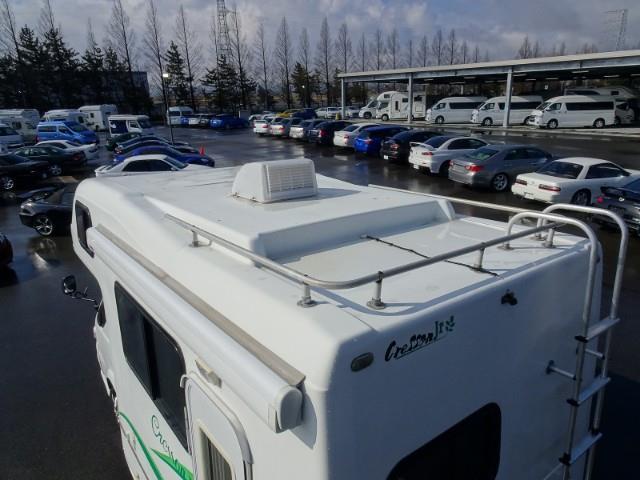 キャンピングカーキャブコン