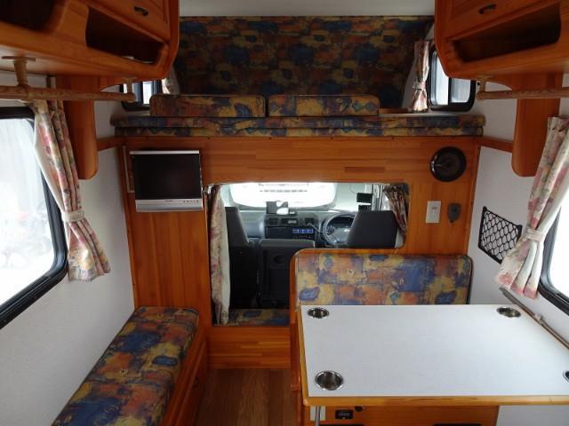 キャンピングカーキャブコン