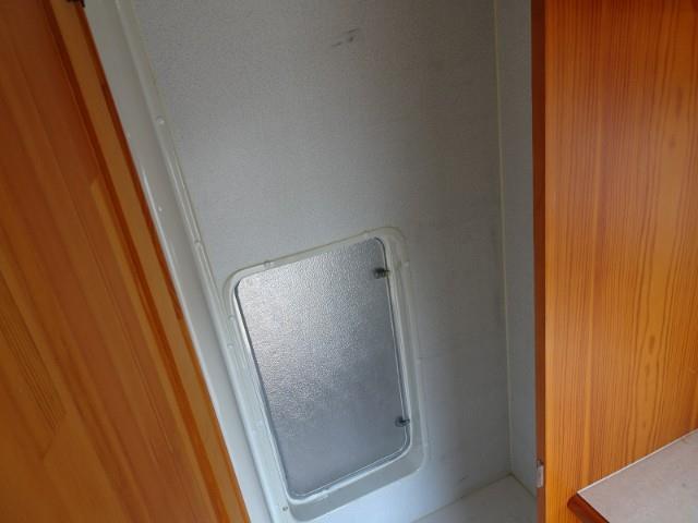 キャンピングカーキャブコン