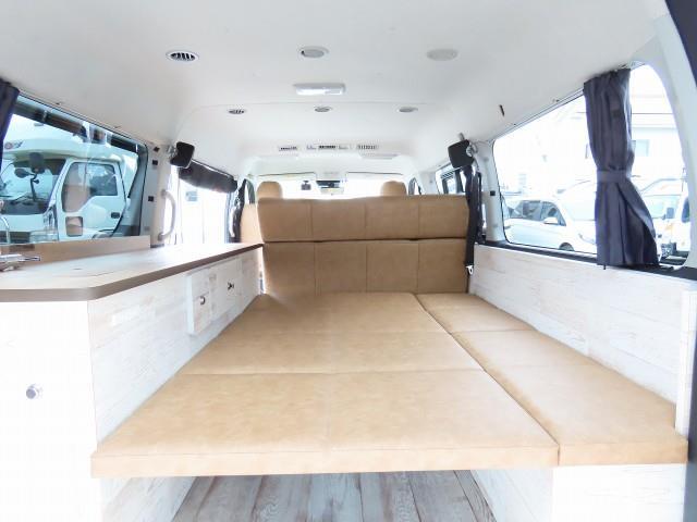 キャンピングカーバンコン