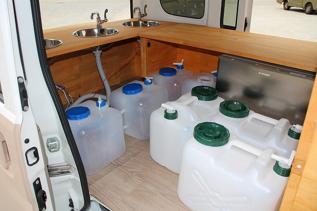 日産NV100クリッパー