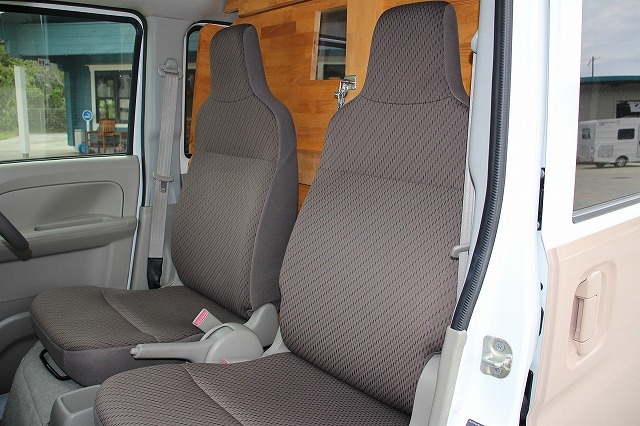 日産NV100クリッパー