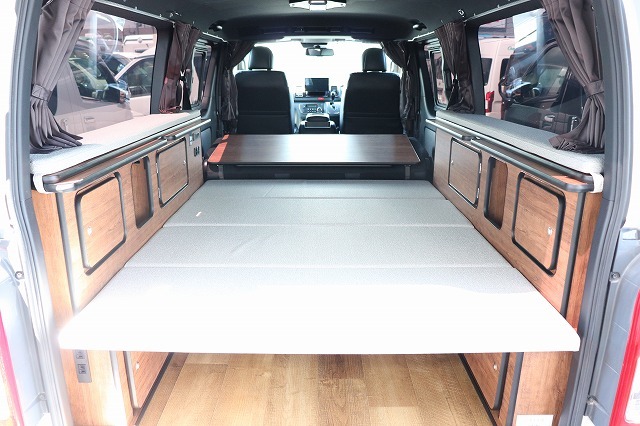 キャンピングカーバンコン