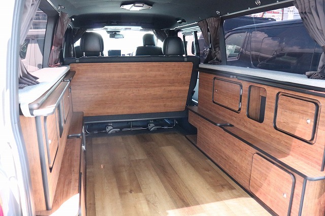 キャンピングカーバンコン