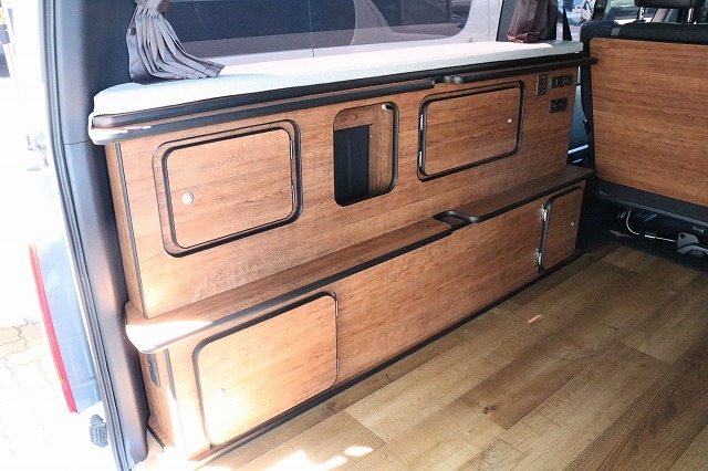 キャンピングカーバンコン