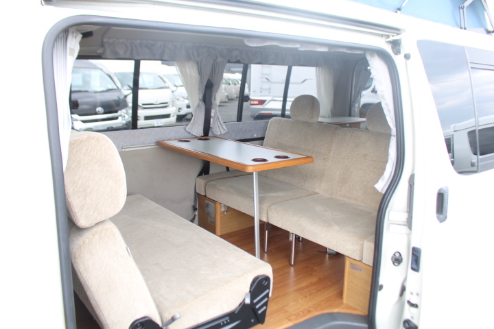 キャンピングカーバンコン