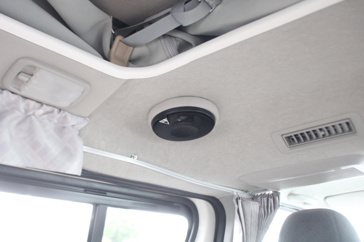 キャンピングカーバンコン