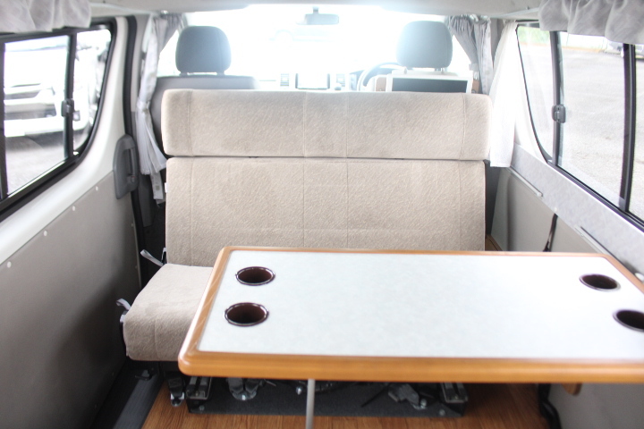 キャンピングカーバンコン