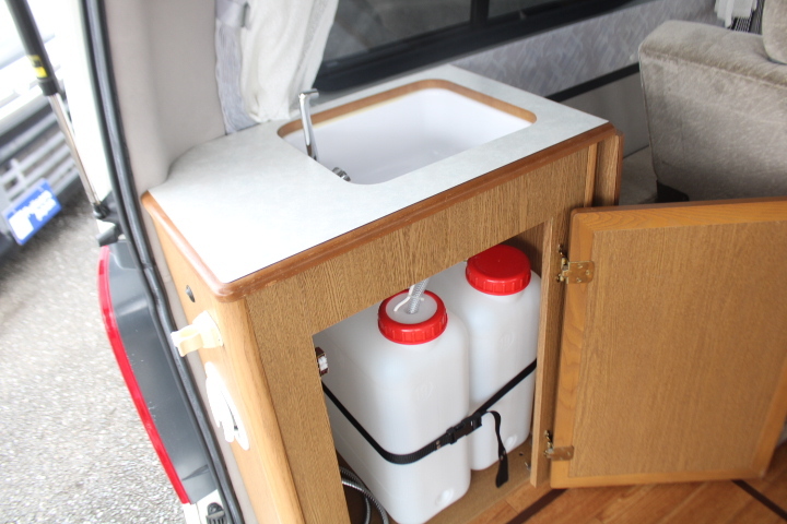 キャンピングカーバンコン