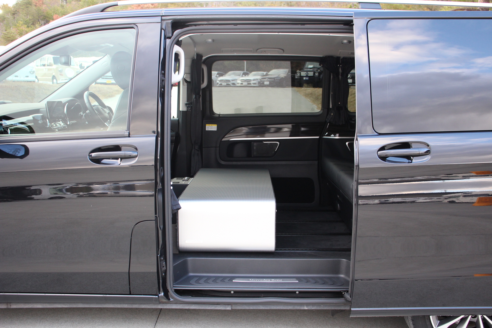 キャンピングカーバンコン