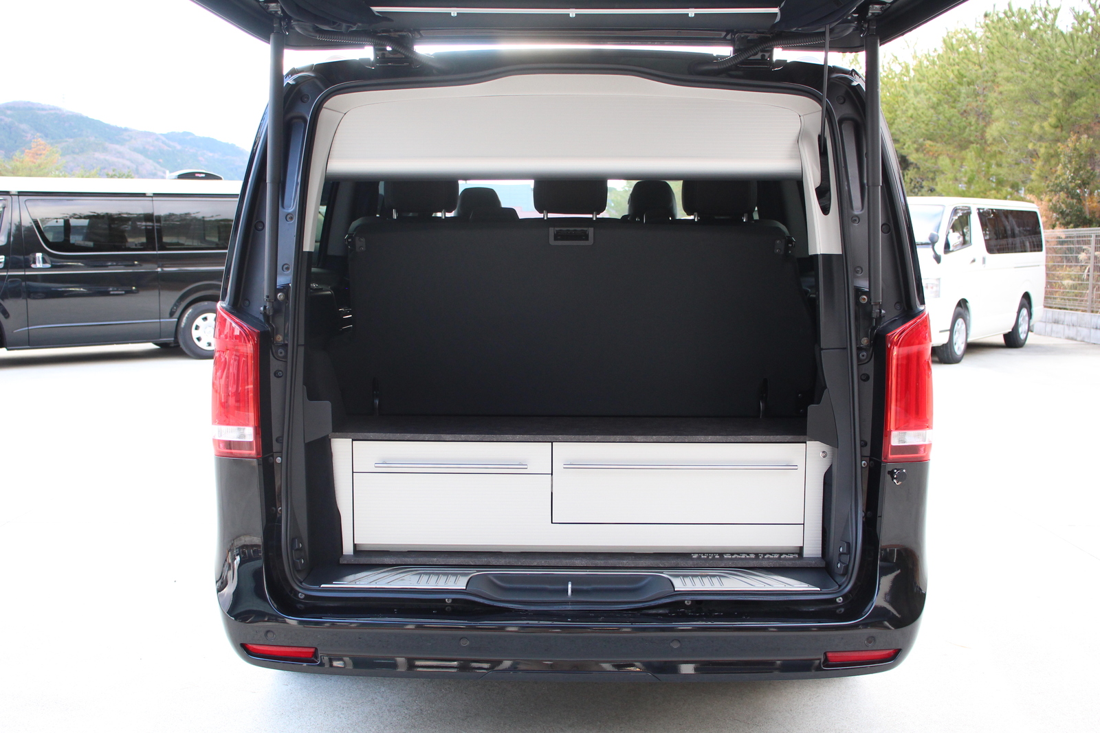 キャンピングカーバンコン