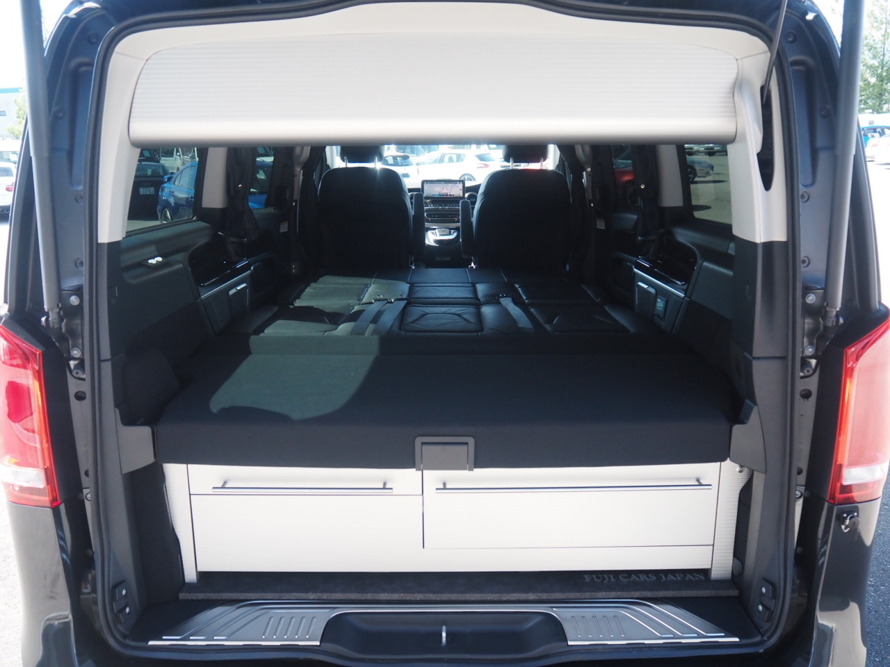 キャンピングカーバンコン