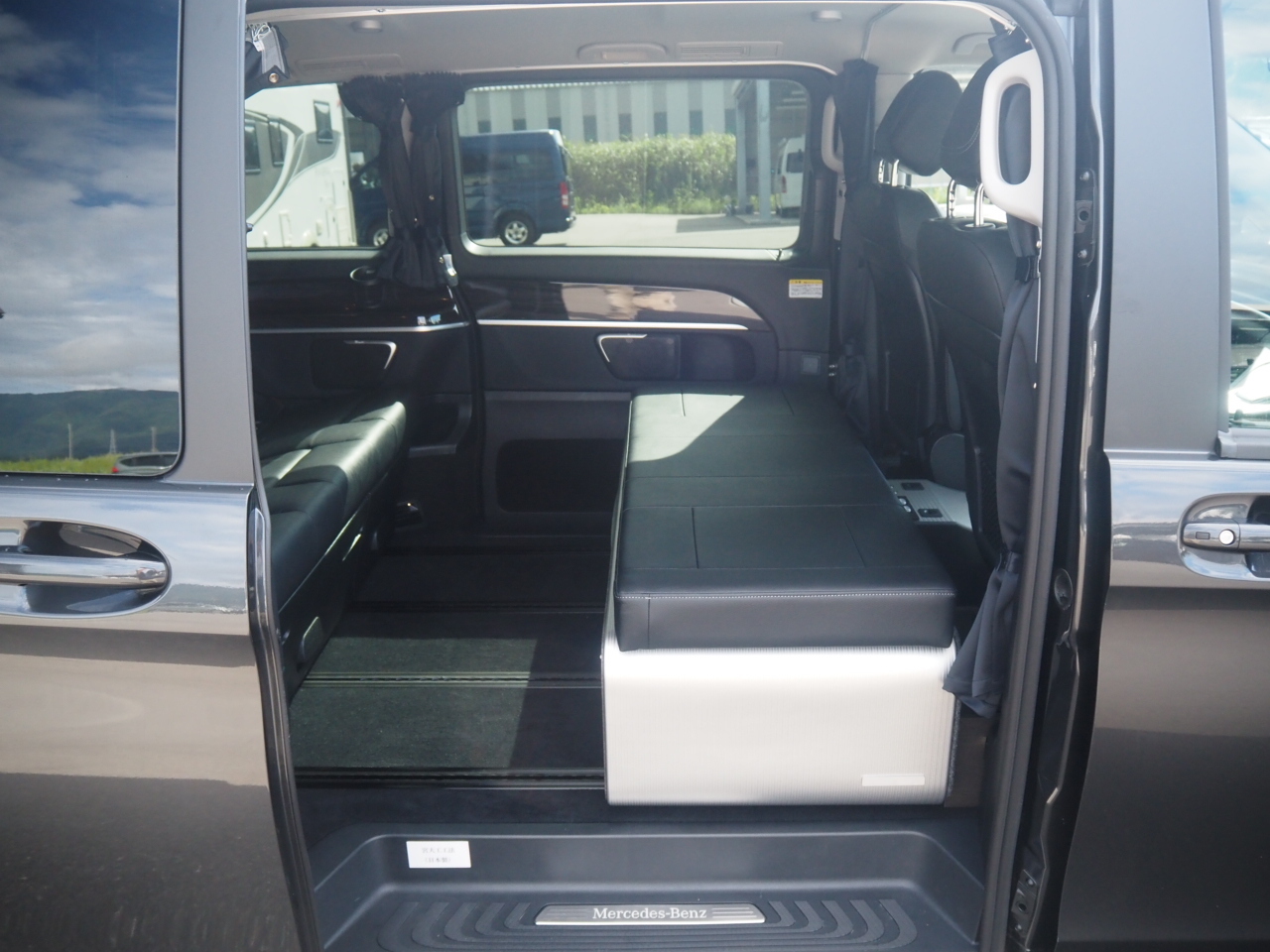 キャンピングカーバンコン