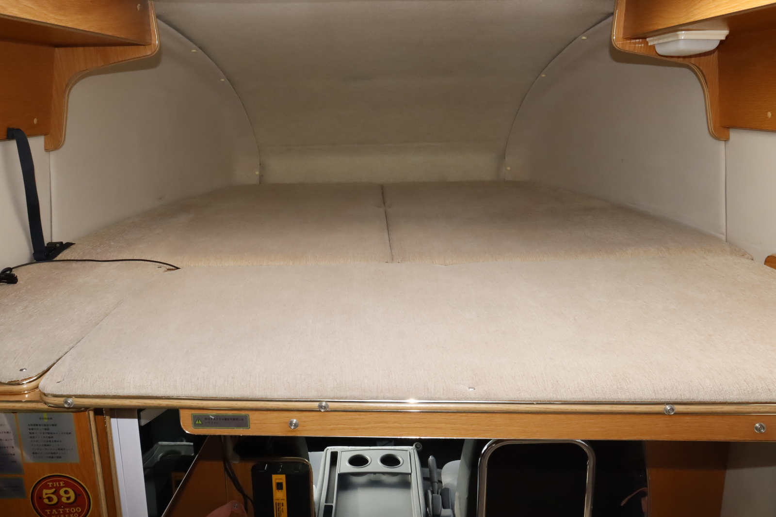 キャンピングカーキャブコン