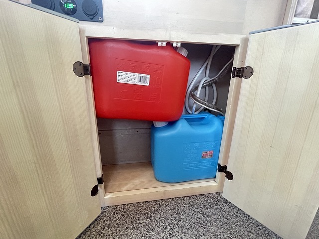 キャンピングカー軽キャンパー