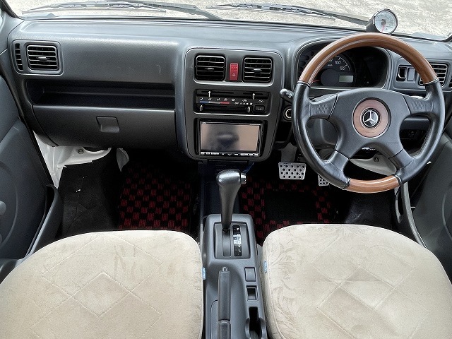 キャンピングカー軽キャンパー