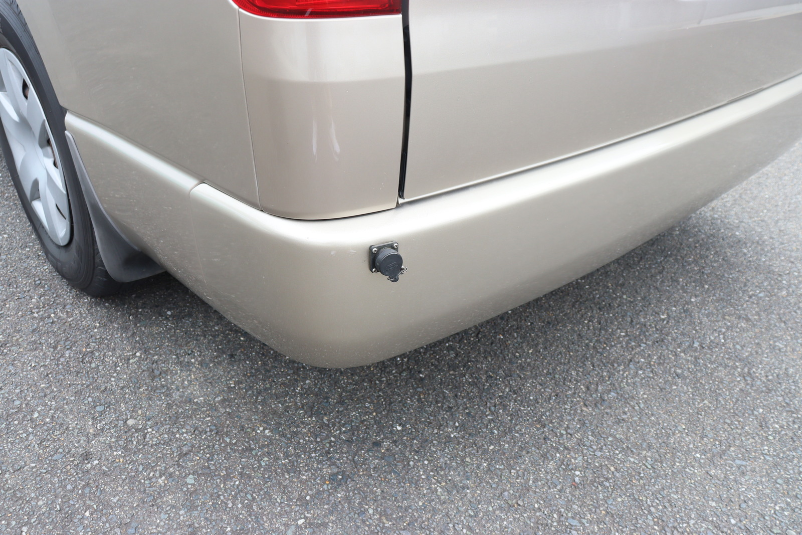 キャンピングカーバンコン