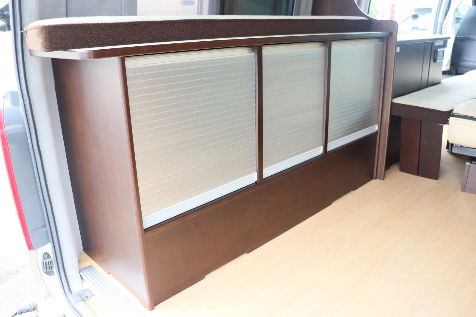 キャンピングカーバンコン