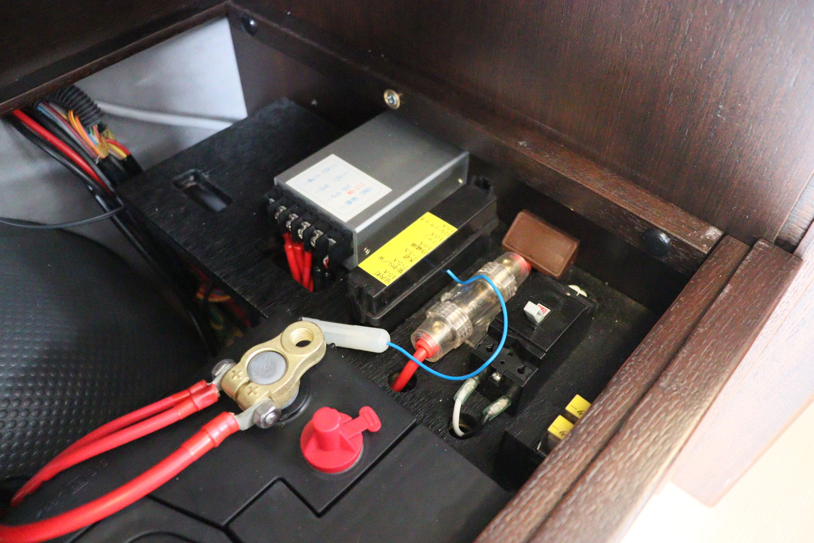 キャンピングカーバンコン